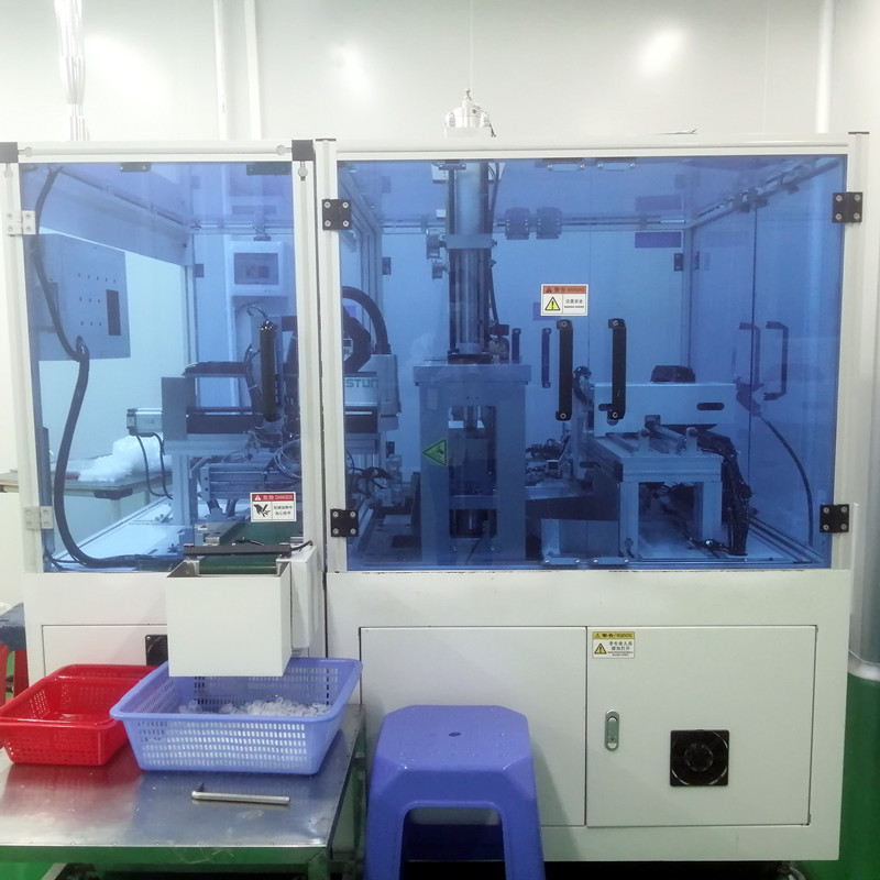 永利yl23411硅胶阀自动冲切机器 (2)_副本