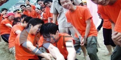 永利yl23411科技集团第四届拔河比赛初赛顺利完成